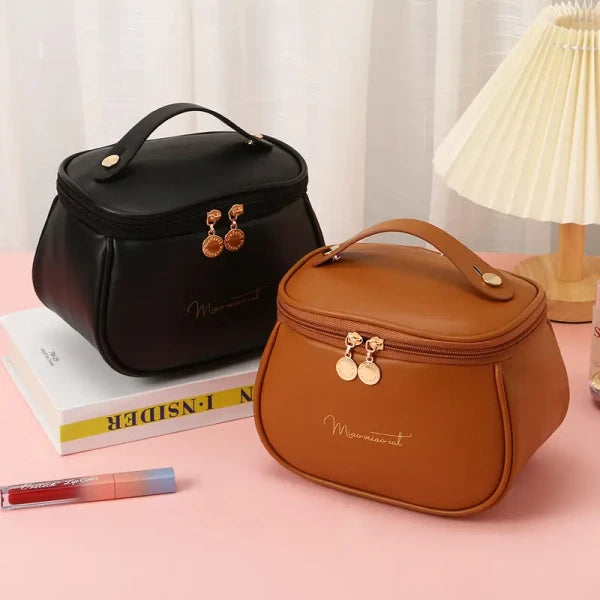 PORTABLE MAKEUP COSMETIC POUCH
