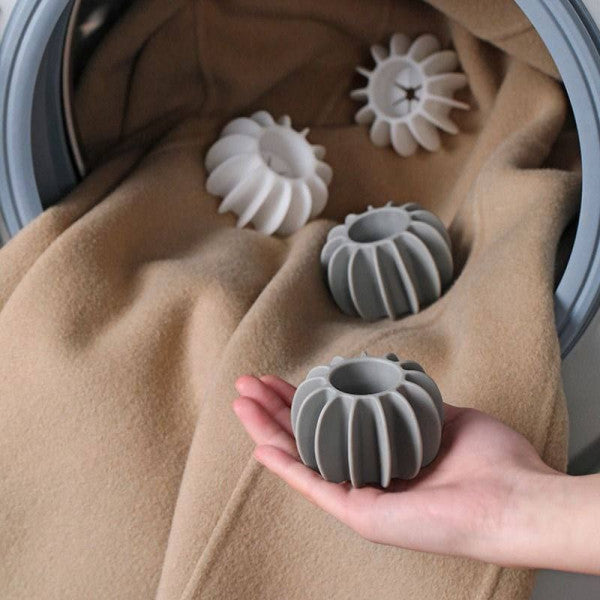 SILICONE STAIN REMOVER LAUNDRY BALLS